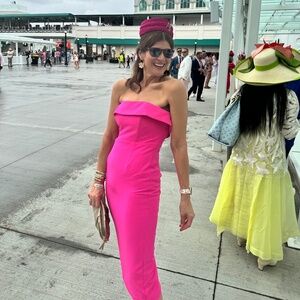 Bardot 💗 Zorianna Dress 💗 Size 8/M